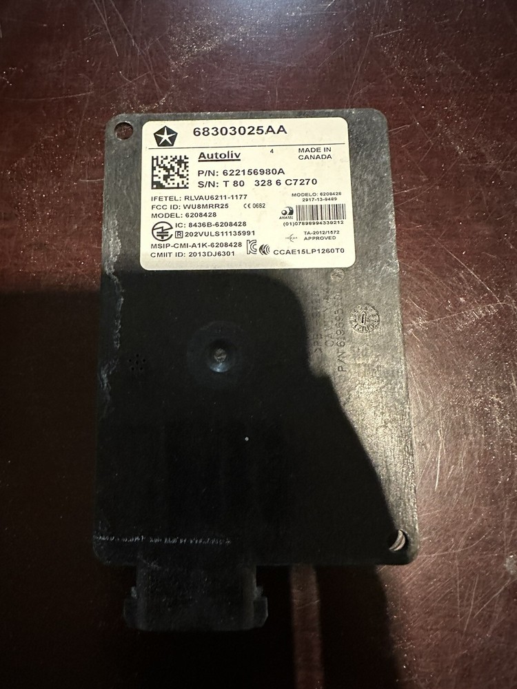 15-18 DODGE CHALLENGER HELLCAT BLIND SPOT DETECTION MODULE UNIT 68303025AA