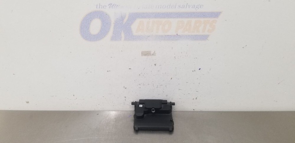 21 FORD BRONCO FRONT FACING CAMERA WINDSHIELD MOUNTED M2DT19H406CF