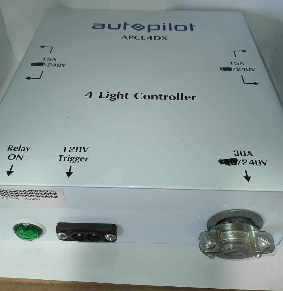 AutoPilot 4 Light Controller APCL4DX (120/240V) 4000 watt HID Controller