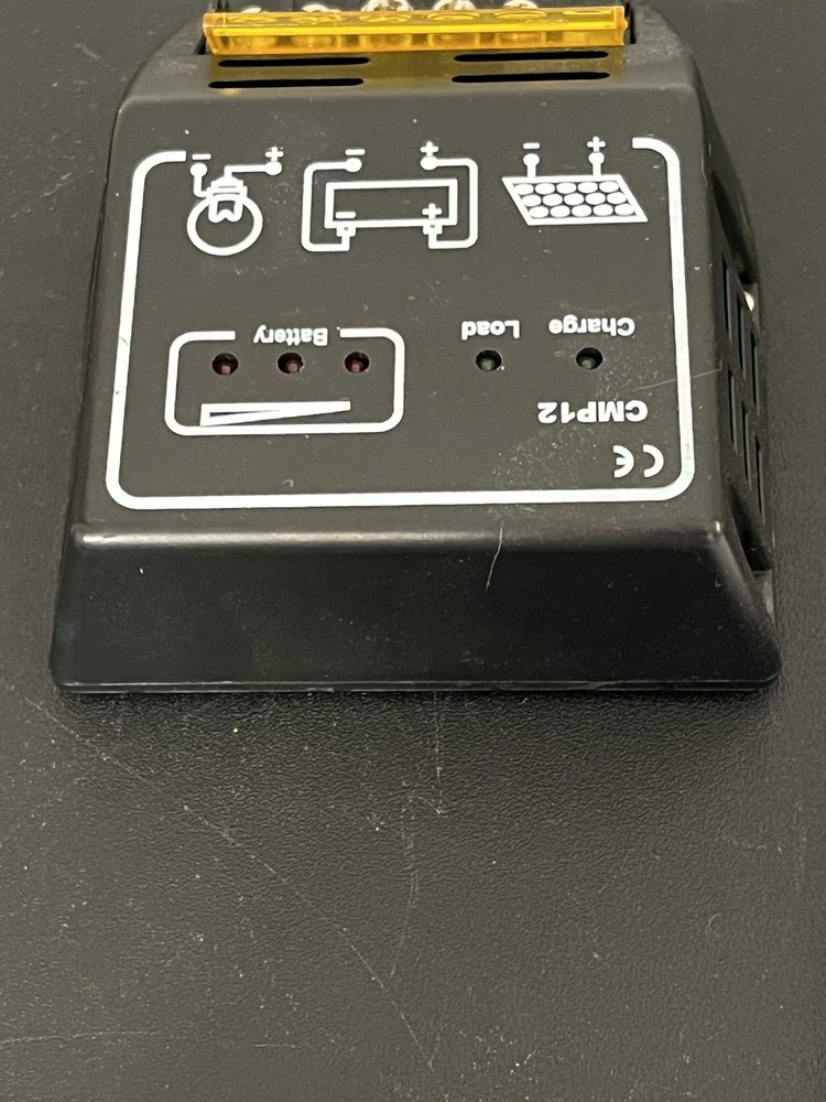 Solar Regulator 12 Amp 12 Volt Solar Controller Unbranded CMP12 NEW Instructions