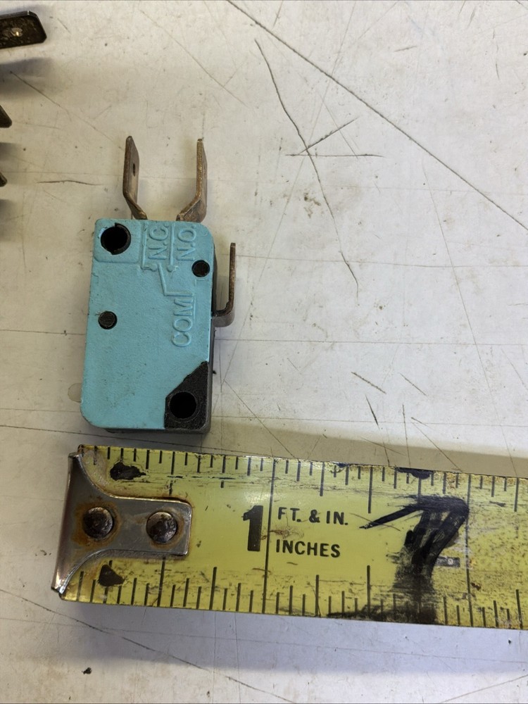 MICRO SWITCH LIGHT BLUE SET OF 10 PCS