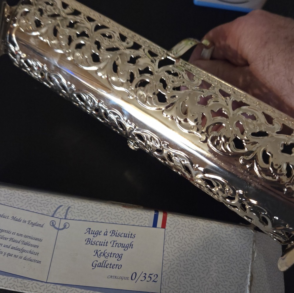 Vintage Queen Anne Silver Plated Cracker Biscuit Rack Tray In Original Box