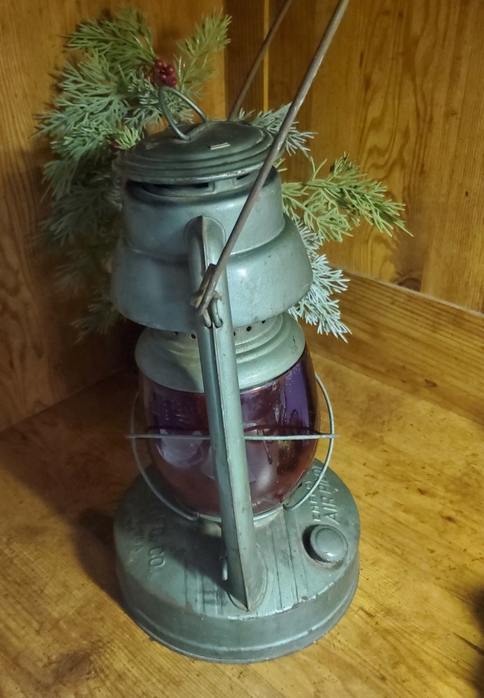 Embury Air Pilot No. 2 Lantern