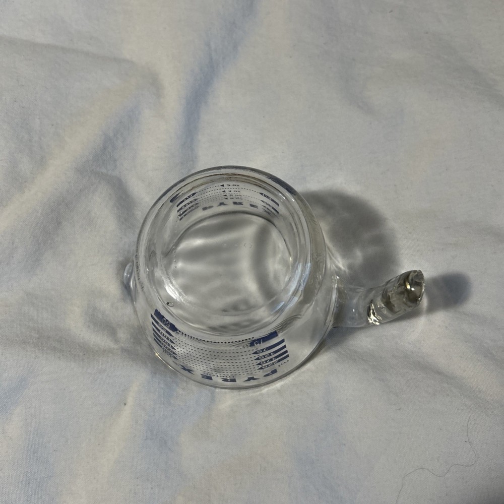 Blue PYREX 1 Cup Measuring Cup