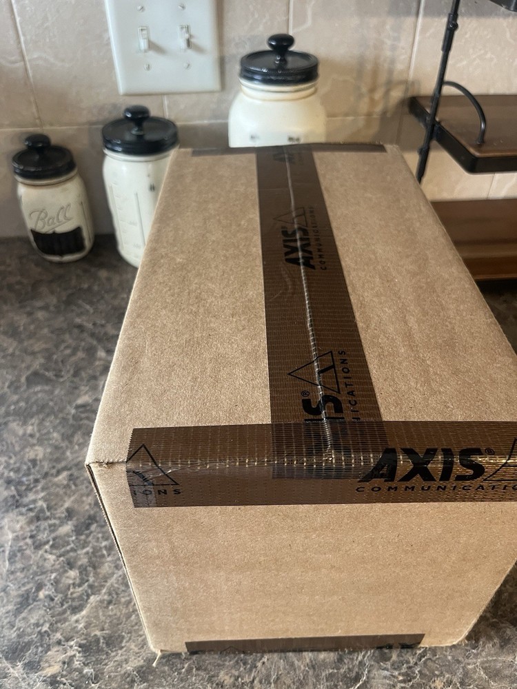 NEW - Axis Communications T91A64 Camera Corner Bracket 5017-641