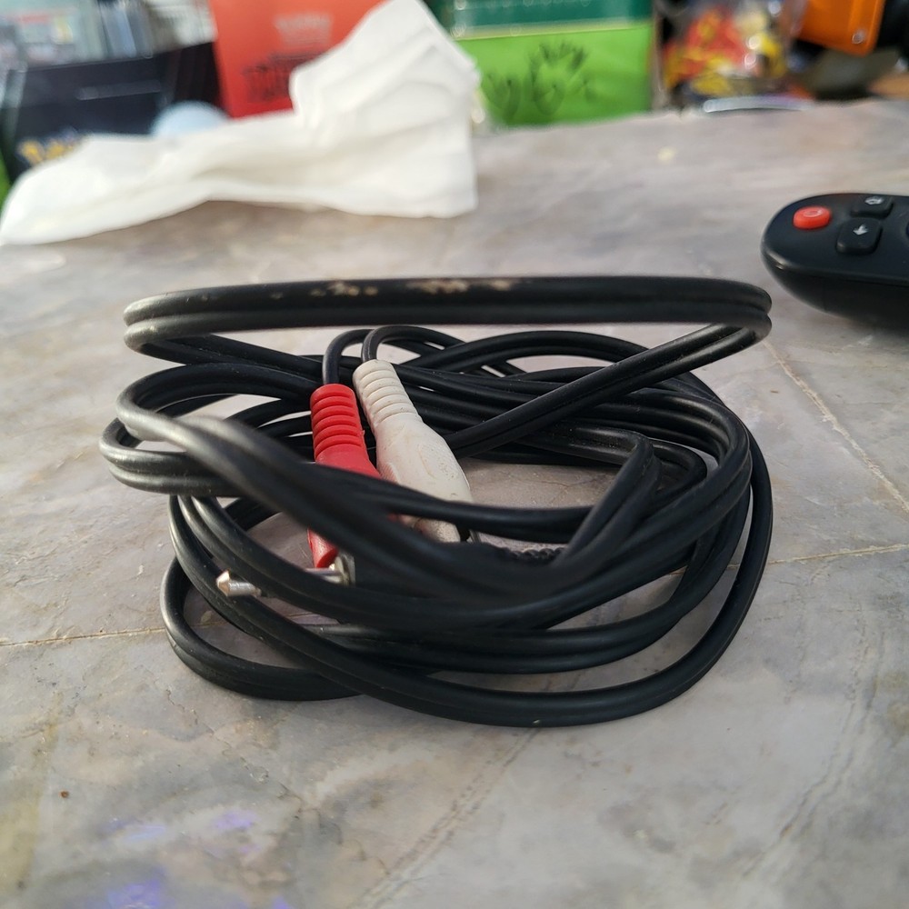NEW High Quality AUX to RCA Cable (69")