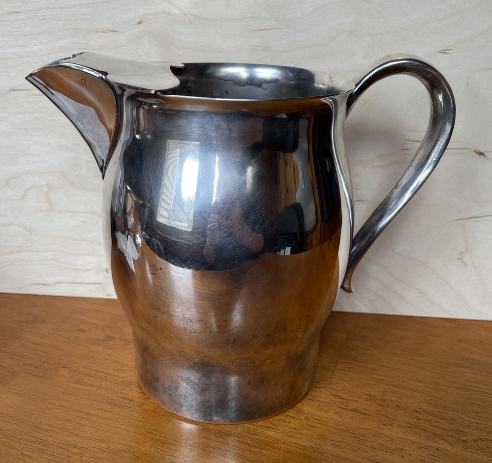 Silver plated Paul Revere Reproduction Pitcher with Ice Lip 7" Tall 7504 Great!