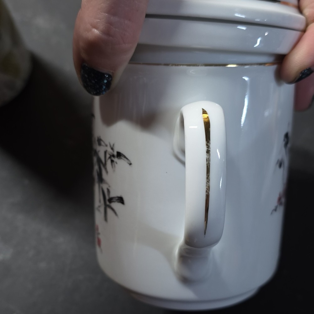 China Infuser Mug with Asian Art