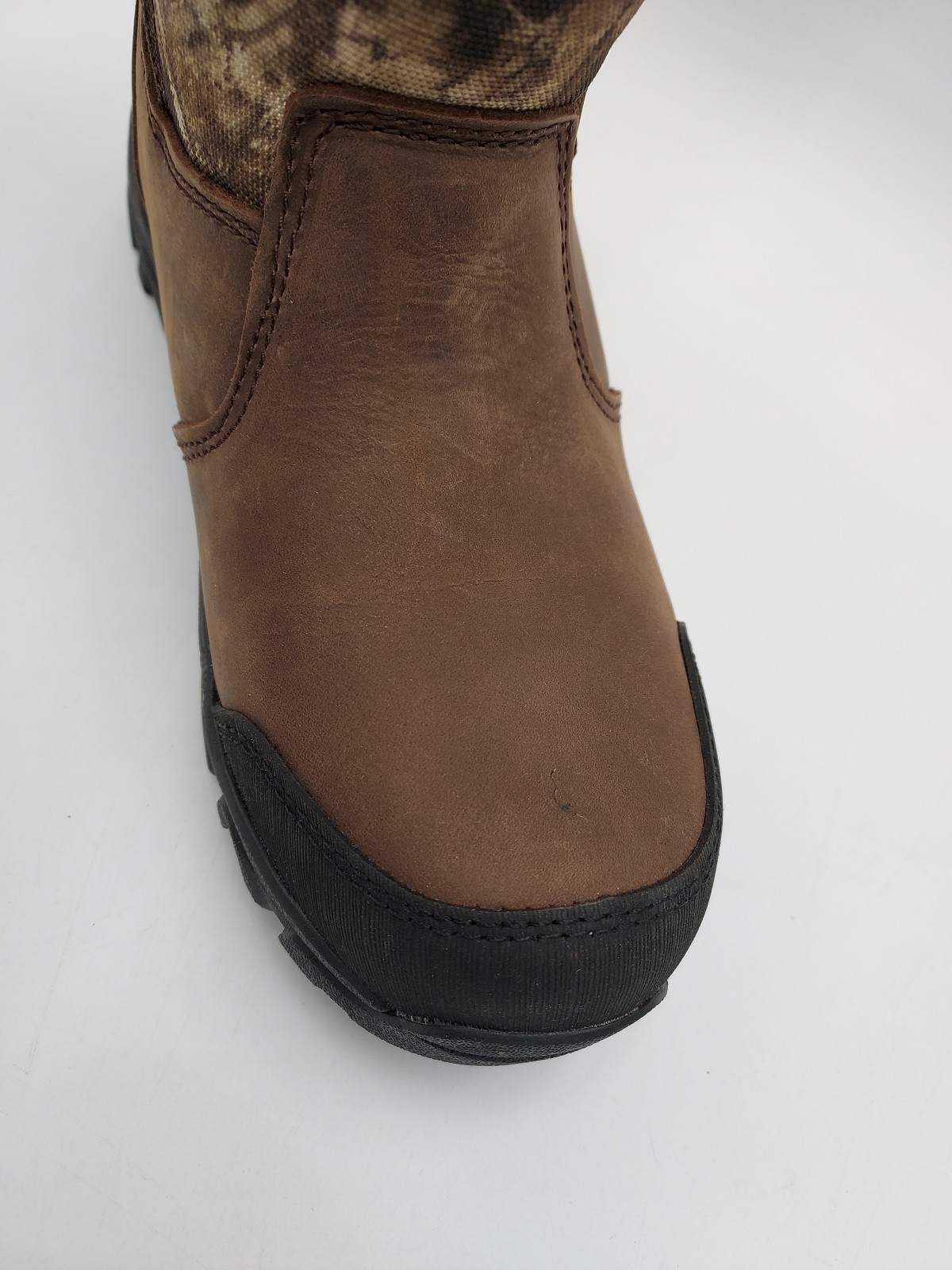 Magellan Outdoors Womens Sz 6B Snake Shield Armor 3.0 Realtree Edge APX (K4-D3)