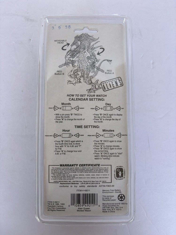 Aliens Alien Queen Figure Digital Watch