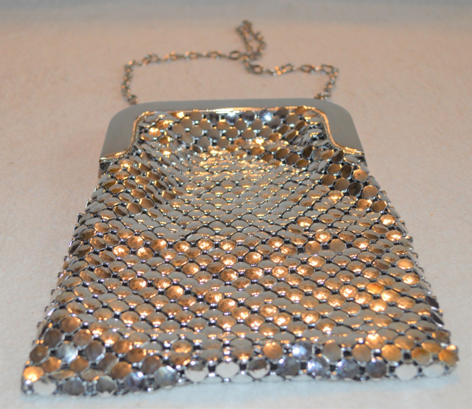 VINTAGE WHITING DAVIS SILVER MESH PURSE MIRROR FINISH