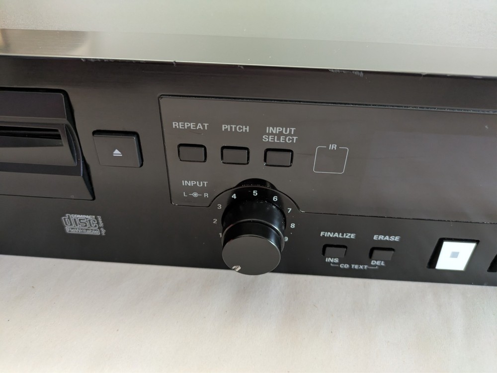 Marantz CDR633 Professional Rackmount Slot Loading CD Player Recorder Powers On