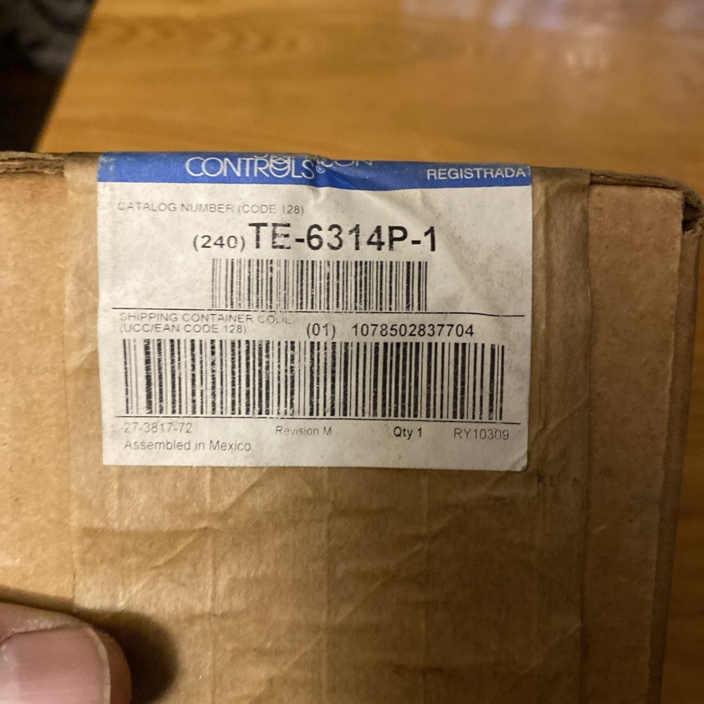 Johnson Controls TE-6314P-1 Wall Temperature Sensor New
