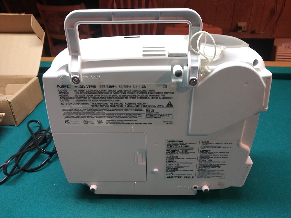 NEC VT695 Portable Projector LCD Multimedia Data w/ Remote Cords & Ceiling Mount
