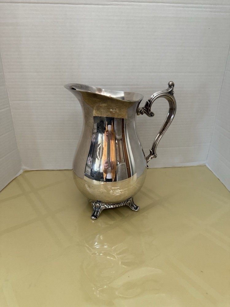 Silver plated Water Or Liquid Server