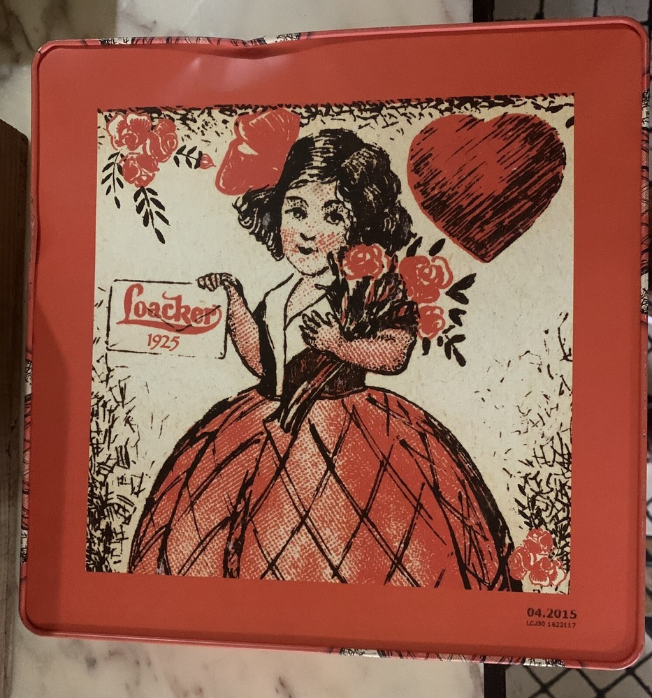 LARGE LOACKER TIN BOX