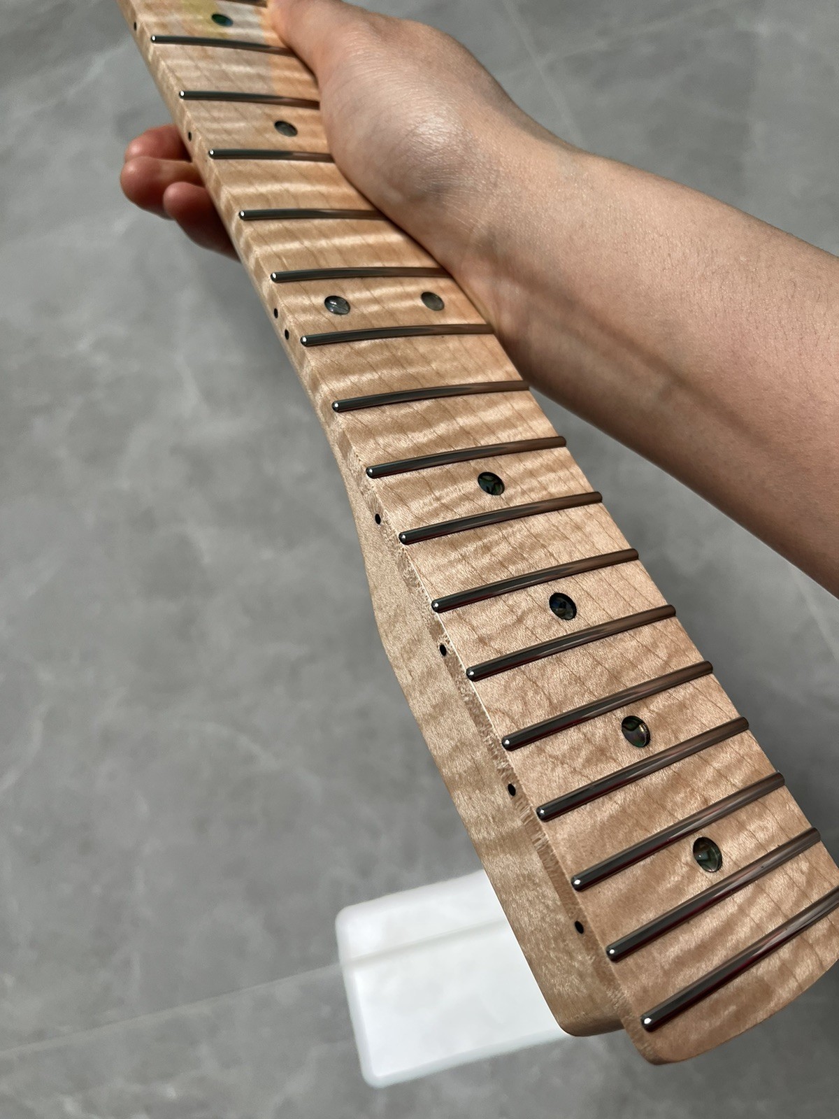 AAAA New 22fret natural DIY reverse headstock Flame Maple Electric guitar Neck