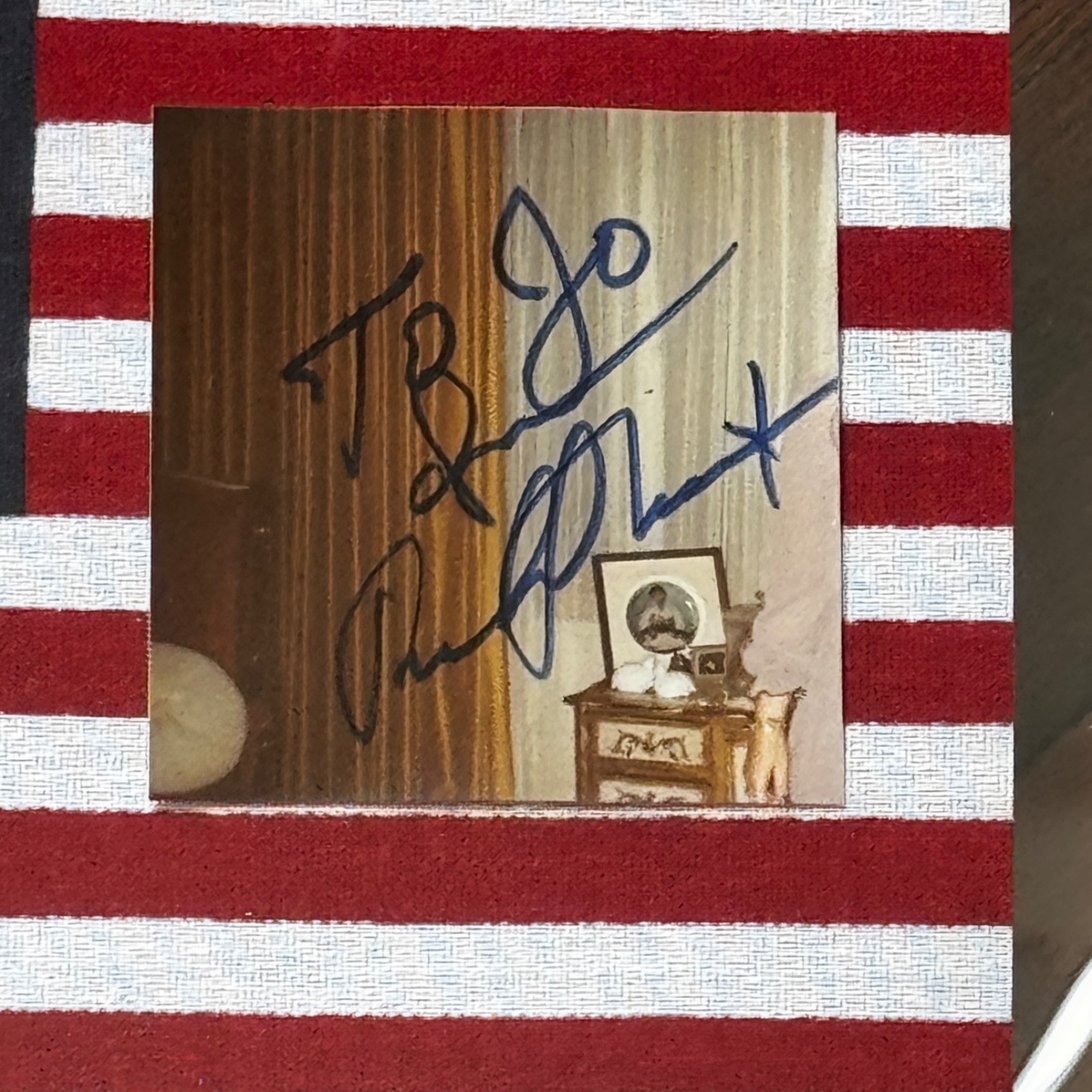 RICHARD NIXON * PSA * Autograph Cut Signature Mini AMERICAN FLAG Signed