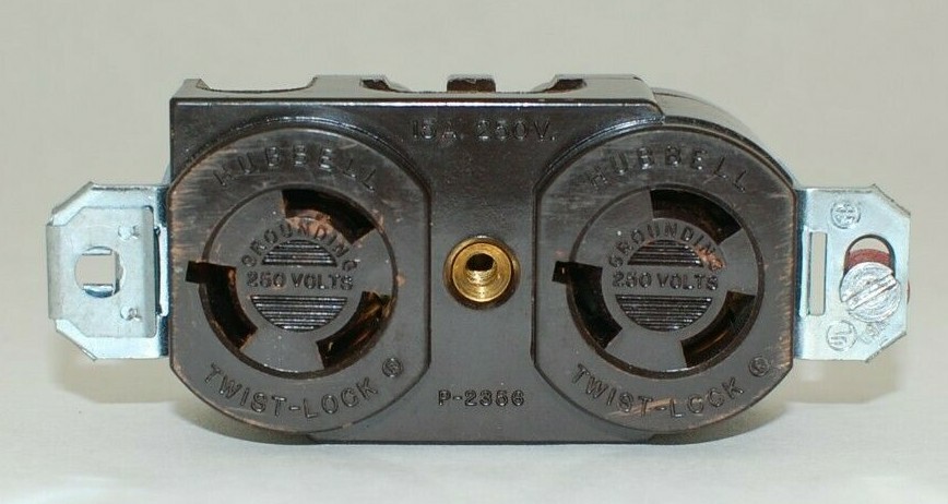 Hubbell 4560 Twist-Lock Single Receptacle