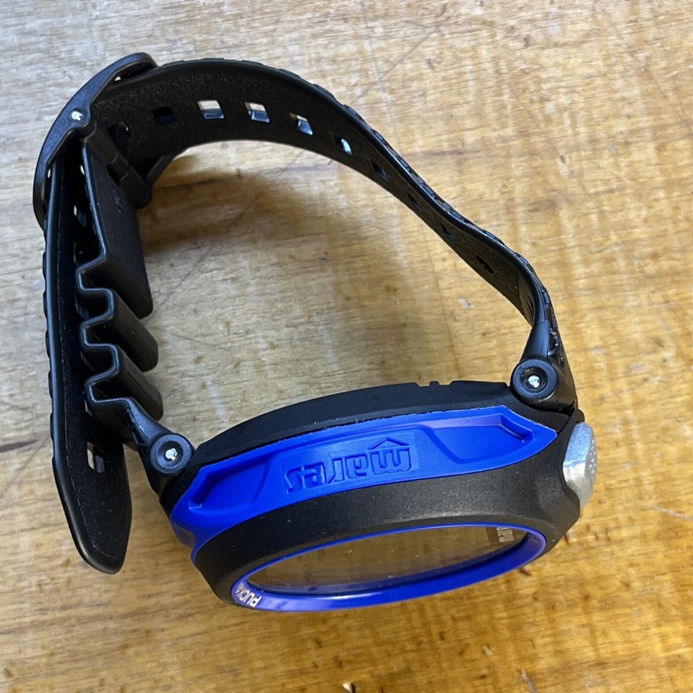 Mares PUCK 4 Wrist Dive Computer - Black/Blue- 414149-BKBL