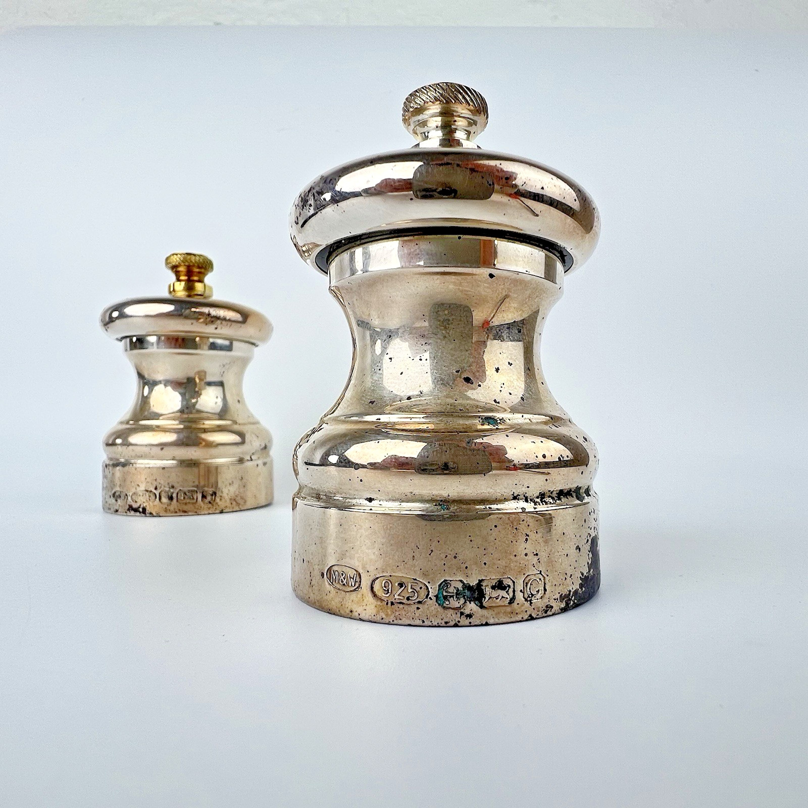 Mappin & Webb Solid Silver Pepper Mills Pair 925 Hallmarked Boxed 136g #234