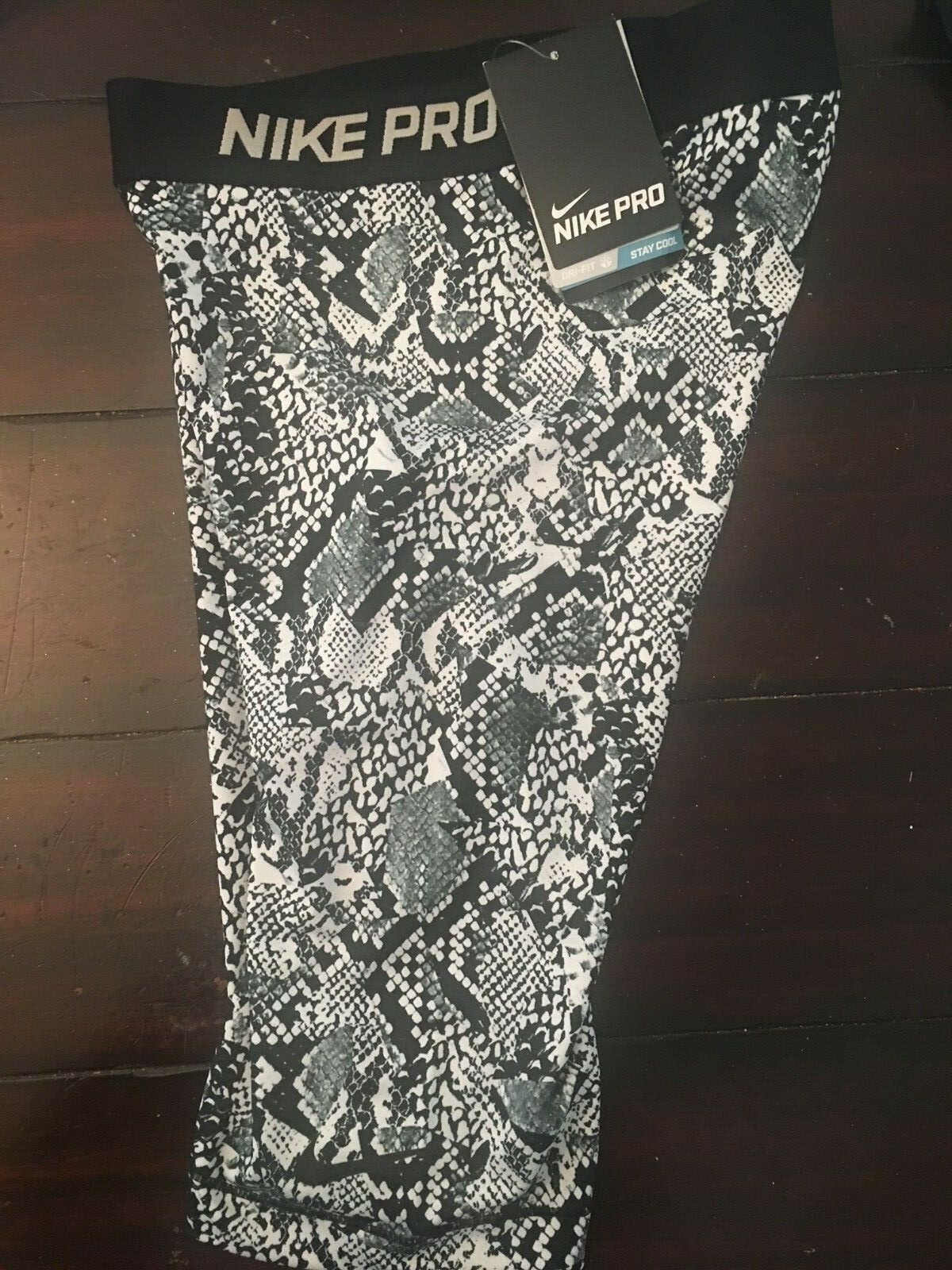 NIKE PRO SHORTS Women's Compression Shorts Spandex 2.0 3.0 NEW BEST PRICE Twist