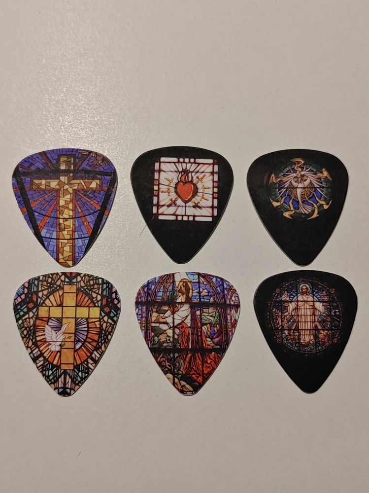 religious Designs Single Sided Picture Guitar Picks  6 in the Set
