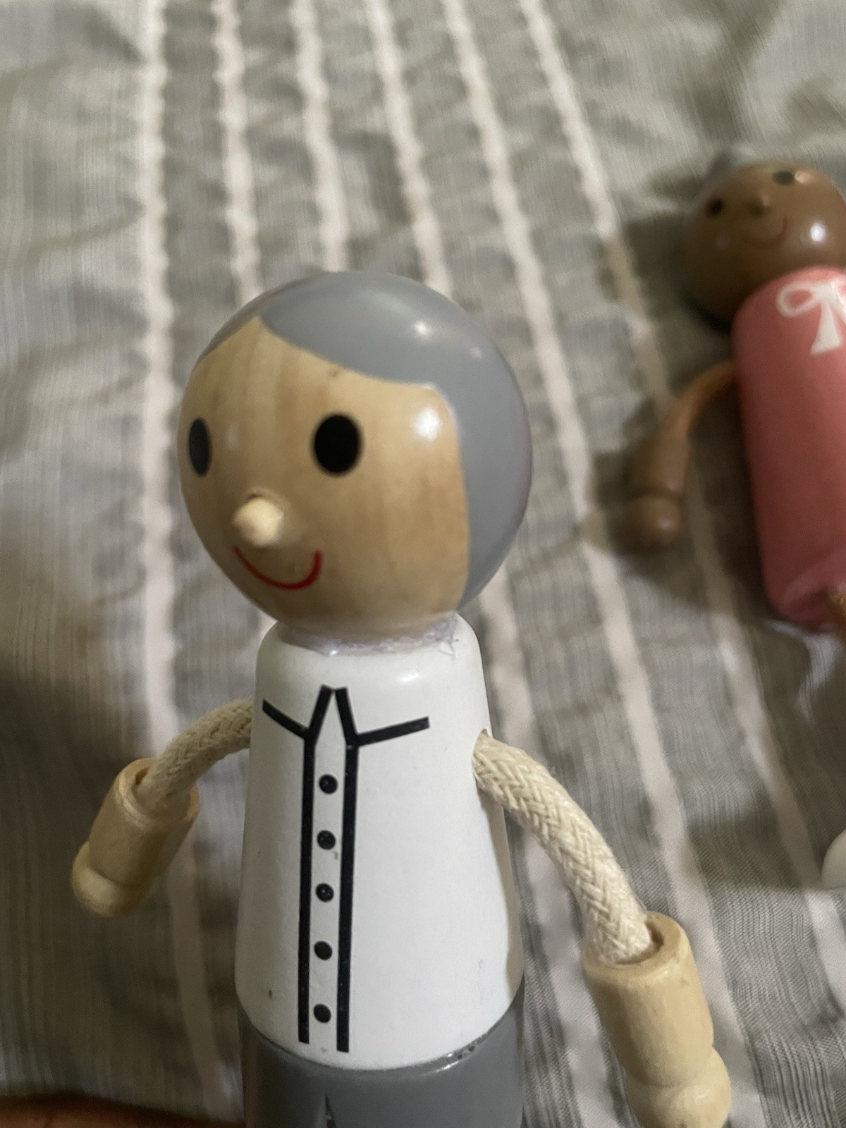 HAPE Modern Family Grandpa Grandpa Dad Toy Figure Bending Doll Happy Family