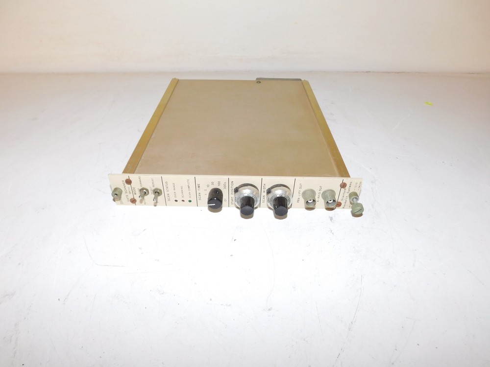 STANFORD RESEARCH SYSTEMS SRS GATE SCANNER SR200 (JCC61)