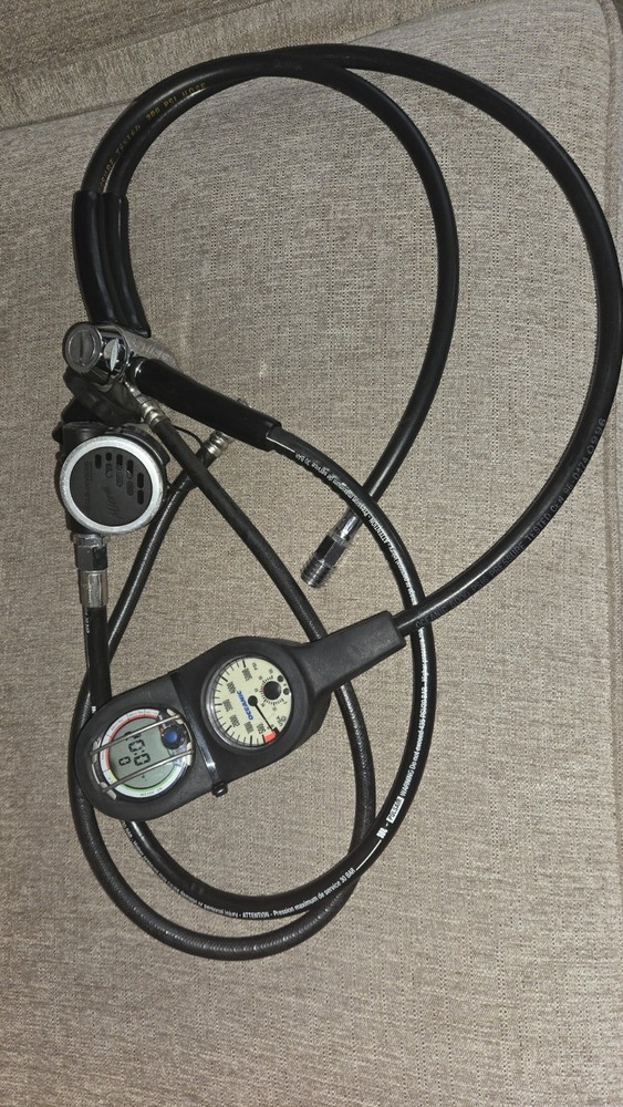 Oceanic Prodigy Computer Console & US DIVERS Micra Regulator Dive Set
