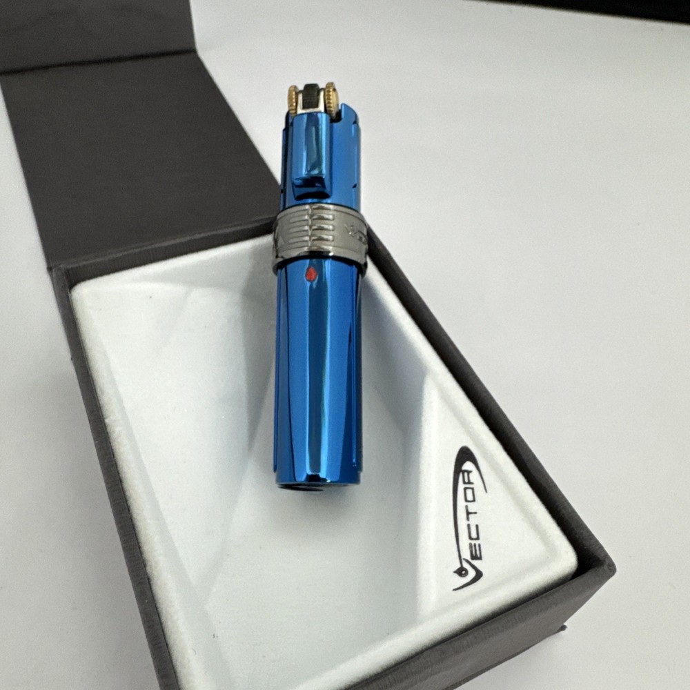 Vector Robusto - Triple Jet Flame Torch Lighter - Blue - New