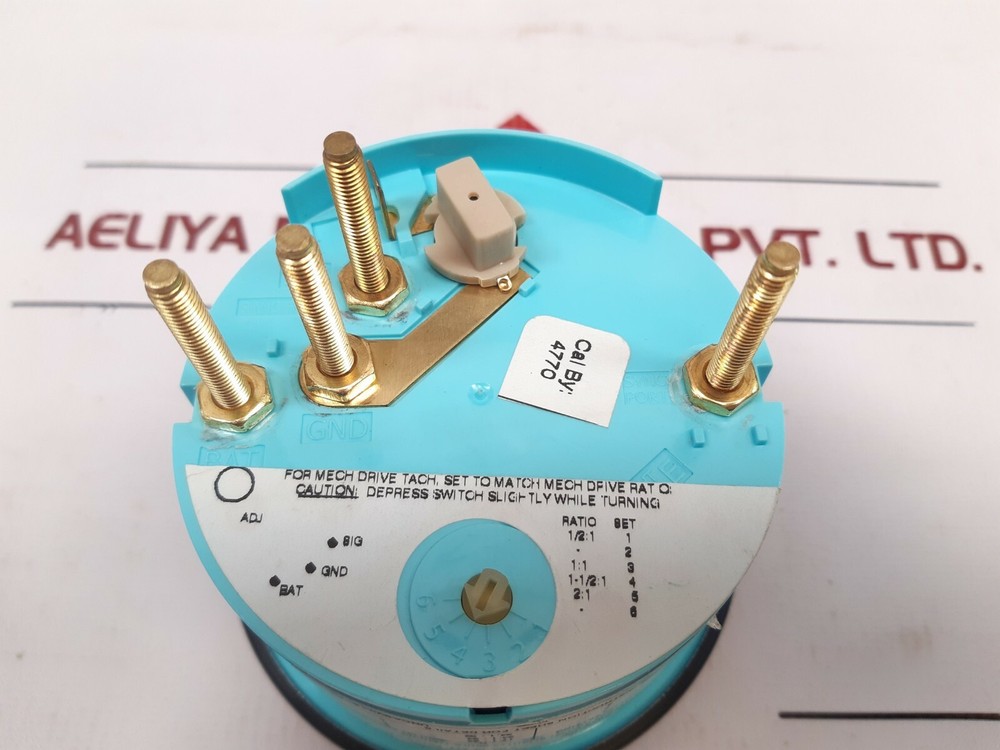 Faria td9122e tachometer