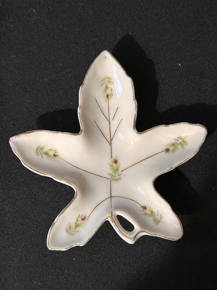 Five Pointed Maple Leaf Design Ceramic White Teabag Holder Caddy Tidy