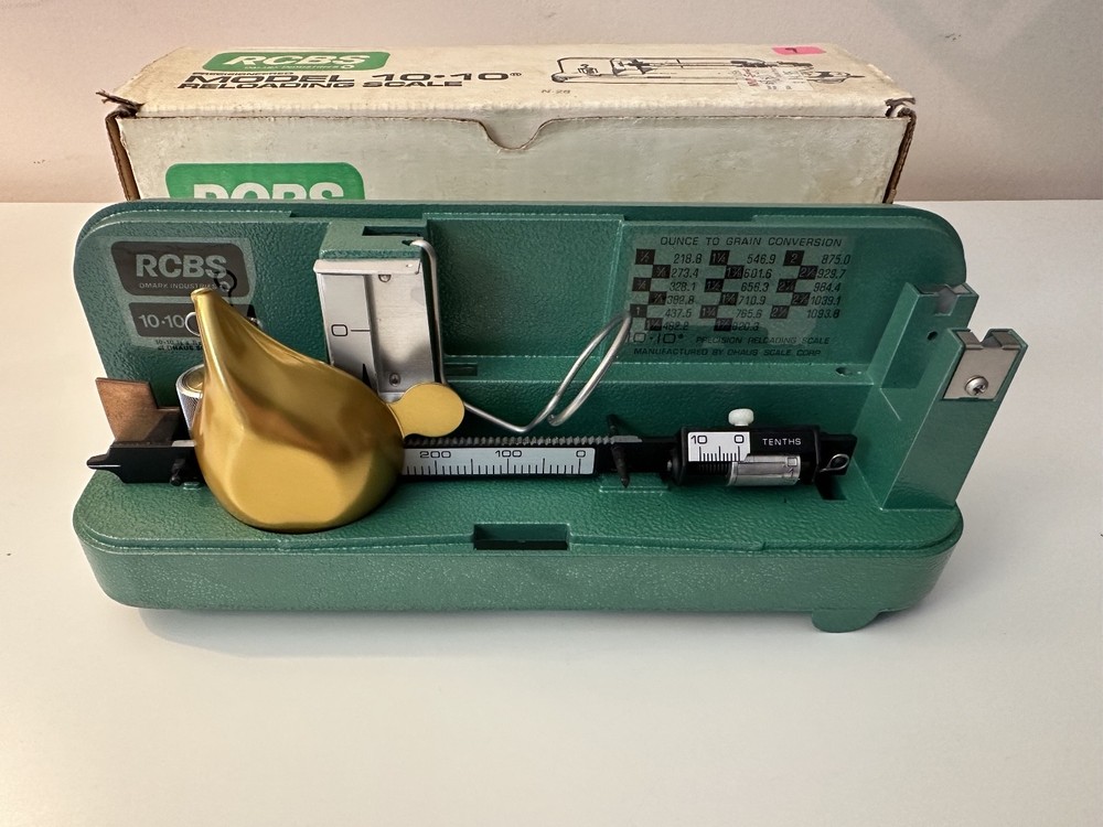 RCBS - Model 10-10 - Reloading Scale - 09073