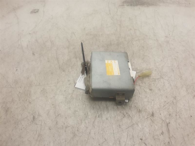 88-89 TOYOTA 4 RUNNER TRANSMISISON CONTROL MODULE CHASSIS ECM ASSEMBLY
