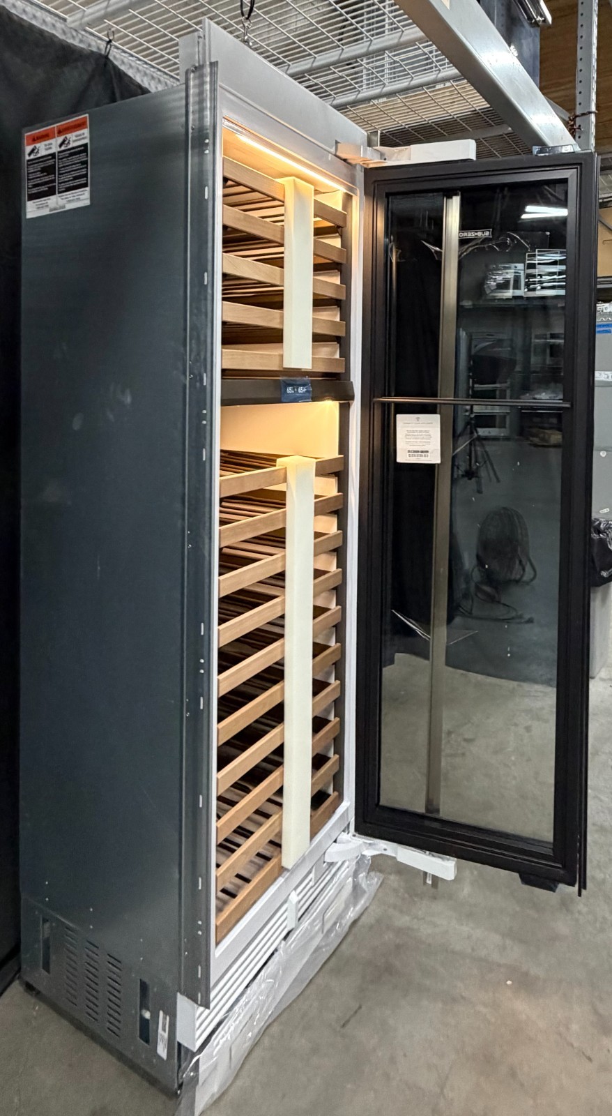 Sub-Zero Designer Series DEC2450WR 24 Inch Dual Zone Smart Wine Cooler