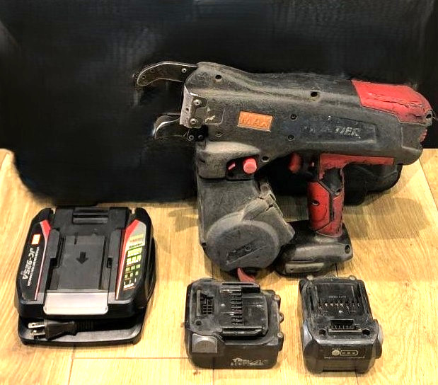 MAX RB-440T-B2C Rebar Tier tying machine W/ Battery x2, Charger RB440T 【Tested】