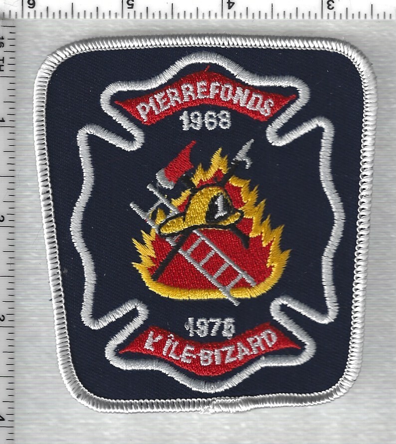 Pierrefonds Fire Department  (Quebec, Canada)  Shoulder Patch
