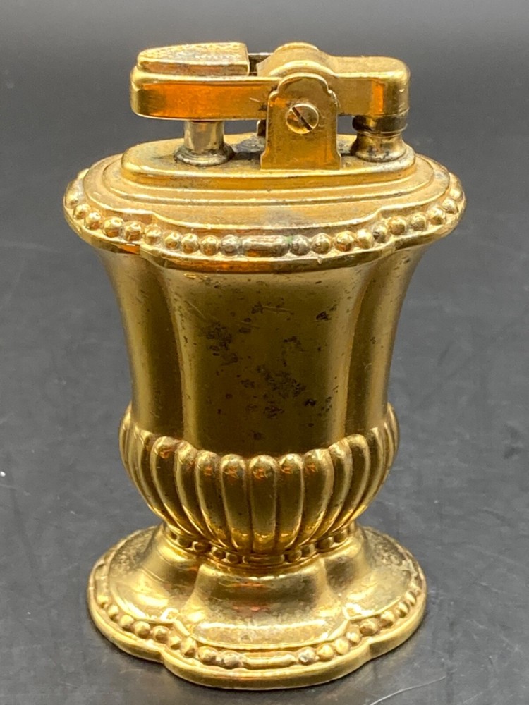 Vintage Ronson “Mayfair” Table Lighter