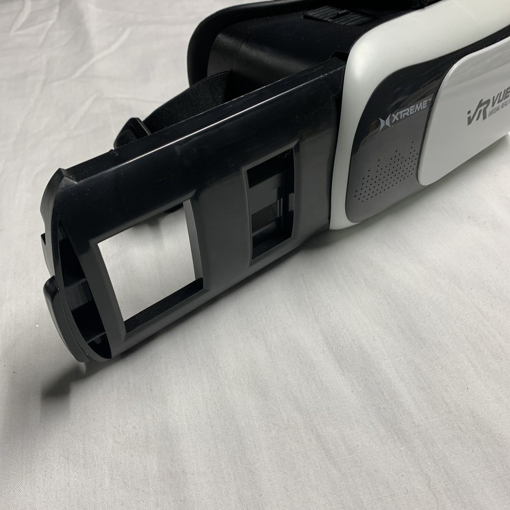 Xtreme VR VUE FX Virtual Reality Viewer VR Headset for iPhone Or Android