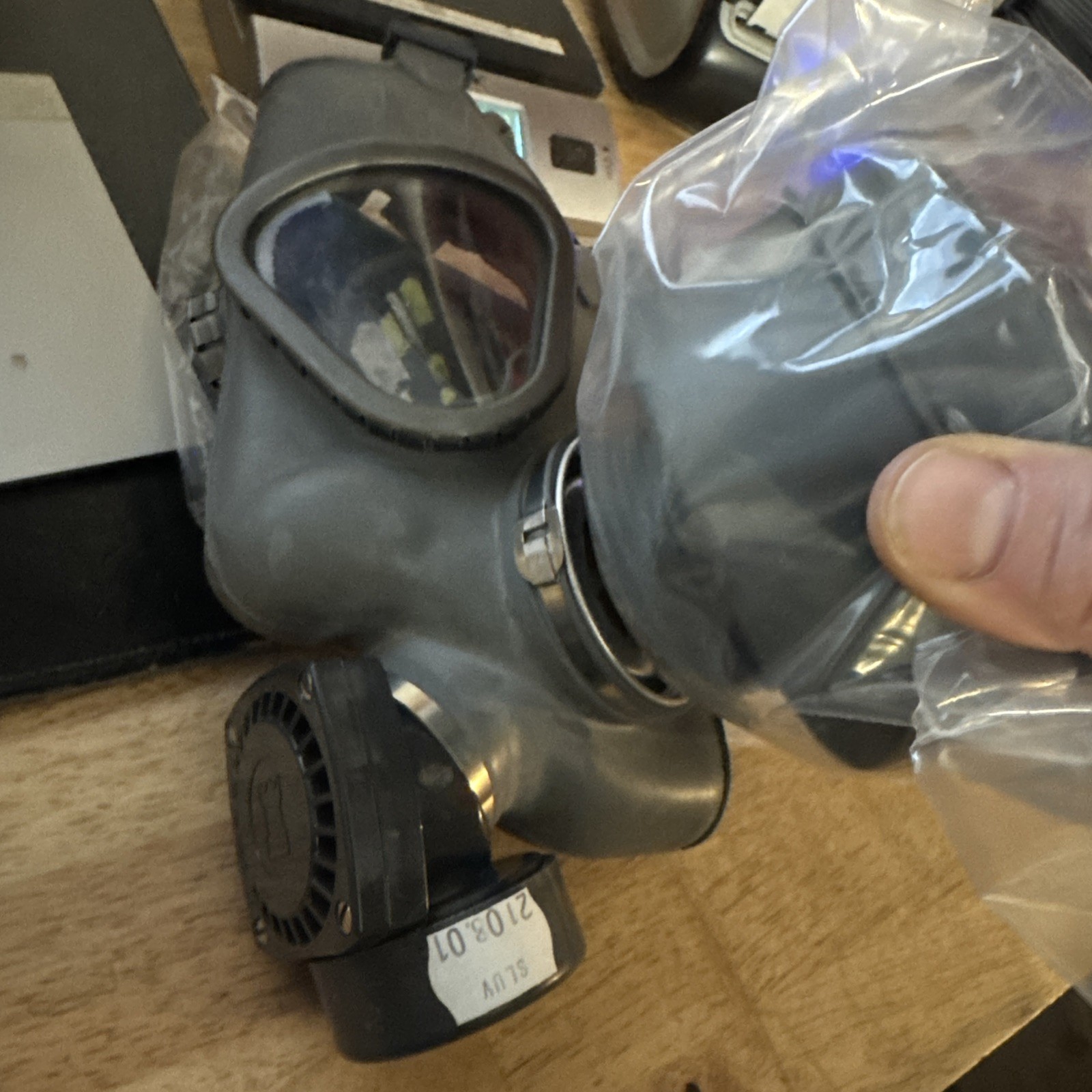 Finland Gas Mask New/Old Stock Clear Insert NATO 40mm Filter NBC Nuke Army Surpl