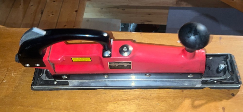 Central Pneumatic Air Inline Sander