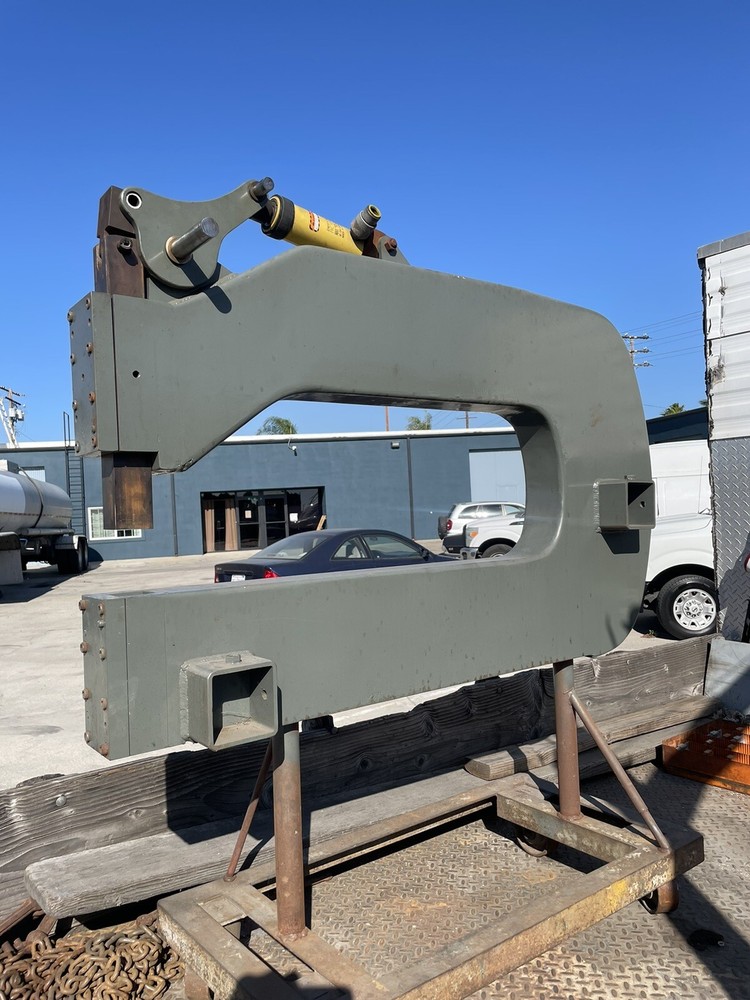 louver punch press