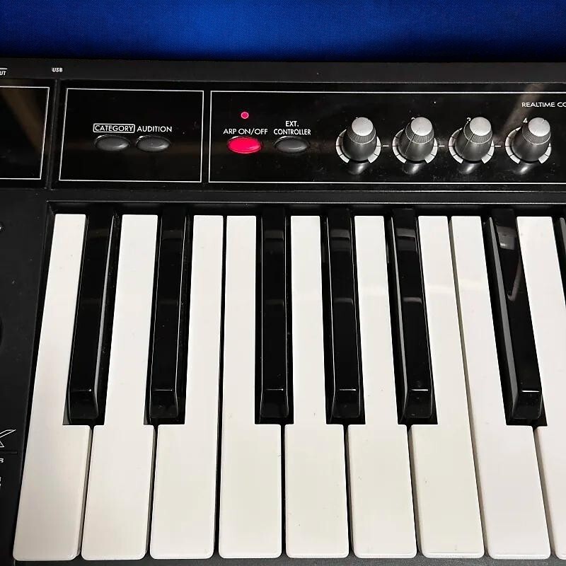 KORG MICRO X Synthesizer Digital 25 Key Synth keyboard
