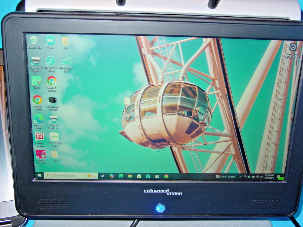 Acrobat HD Ultra Mini enhanced vision ACUE13A (Missing a button)