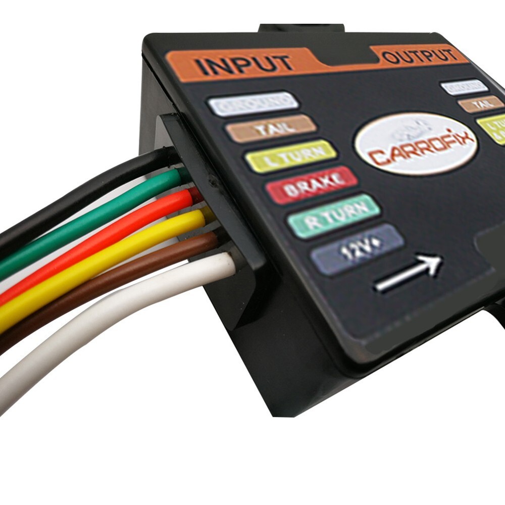 Circuit Protected Powered Tail Light Converter with 4-Way Flat Trailer Connector