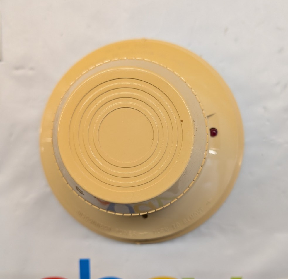 System Sensor 2400 Smoke Detector