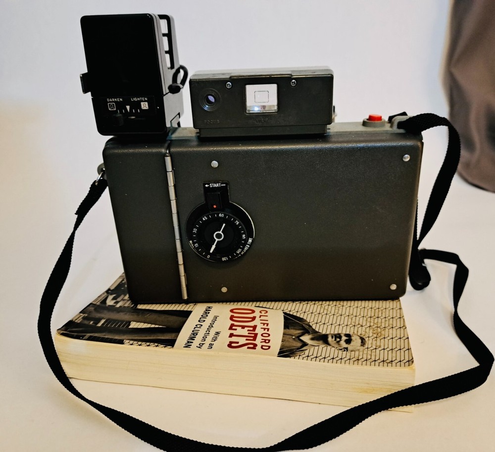 Poloroid Automatic Land Camera Model 430 with flash