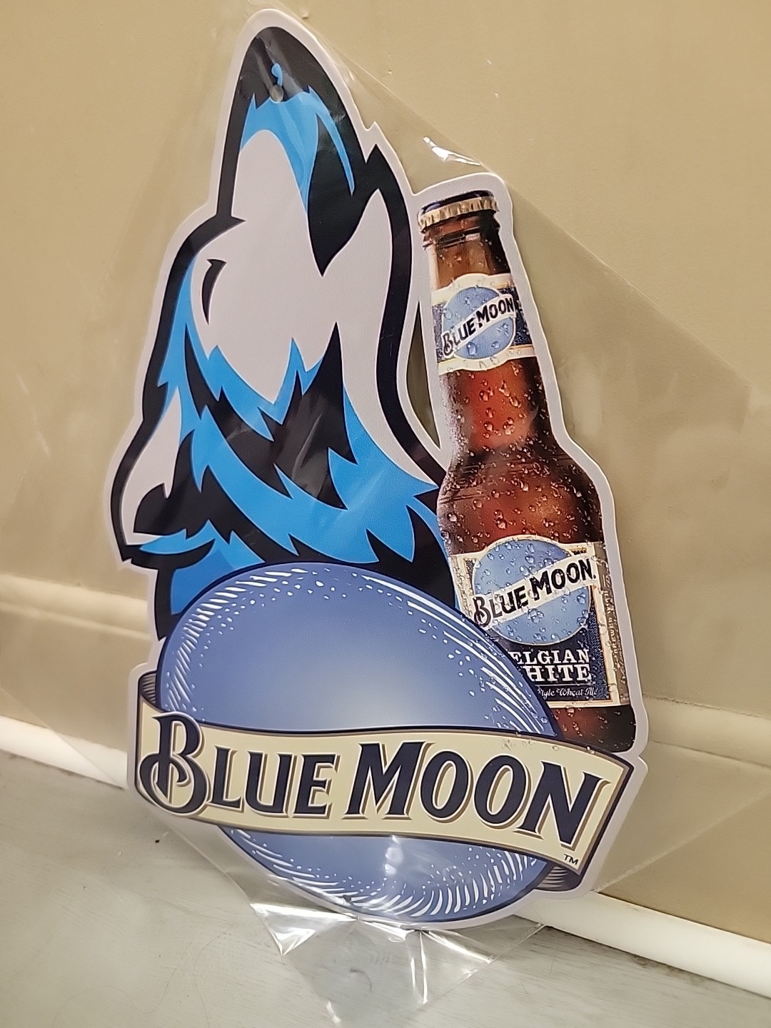 Blue Moon Beer Advertising Wolf Metal Sign Bar Man Cave Garage 16"× 11"
