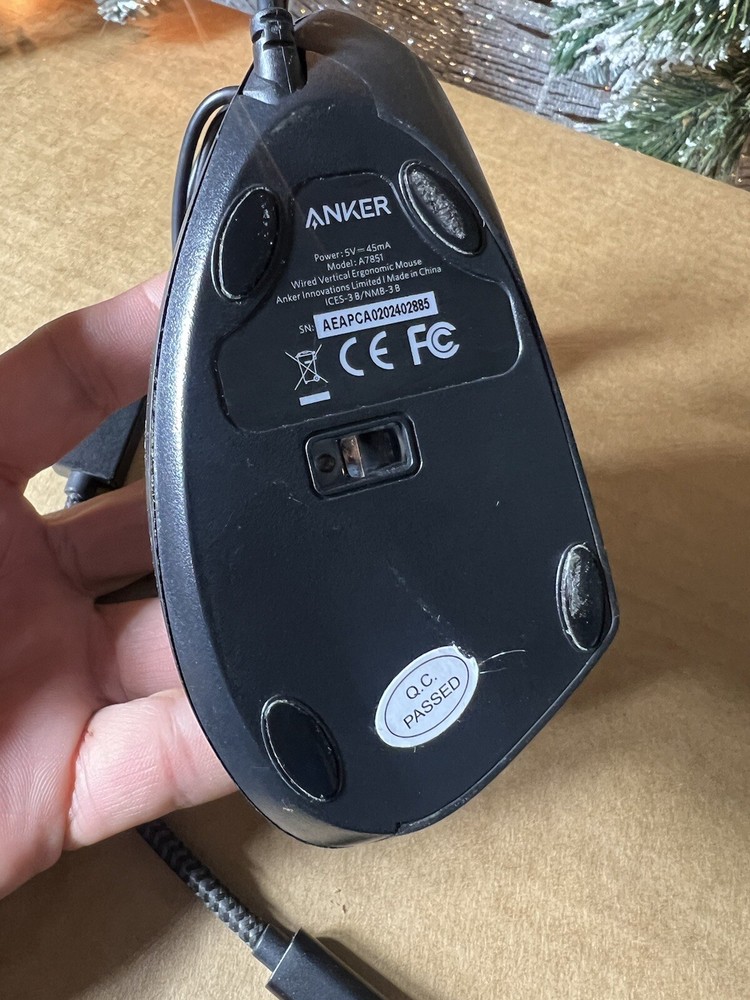 Anker Wired Vertical Ergonomic Mouse | A7851